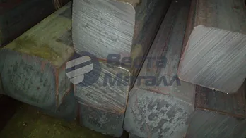 Квадрат стальной рессорно-пружинный горячекатаный 13 мм Квадрат стальной рессорно-пружинный горячекатаный 13 мм