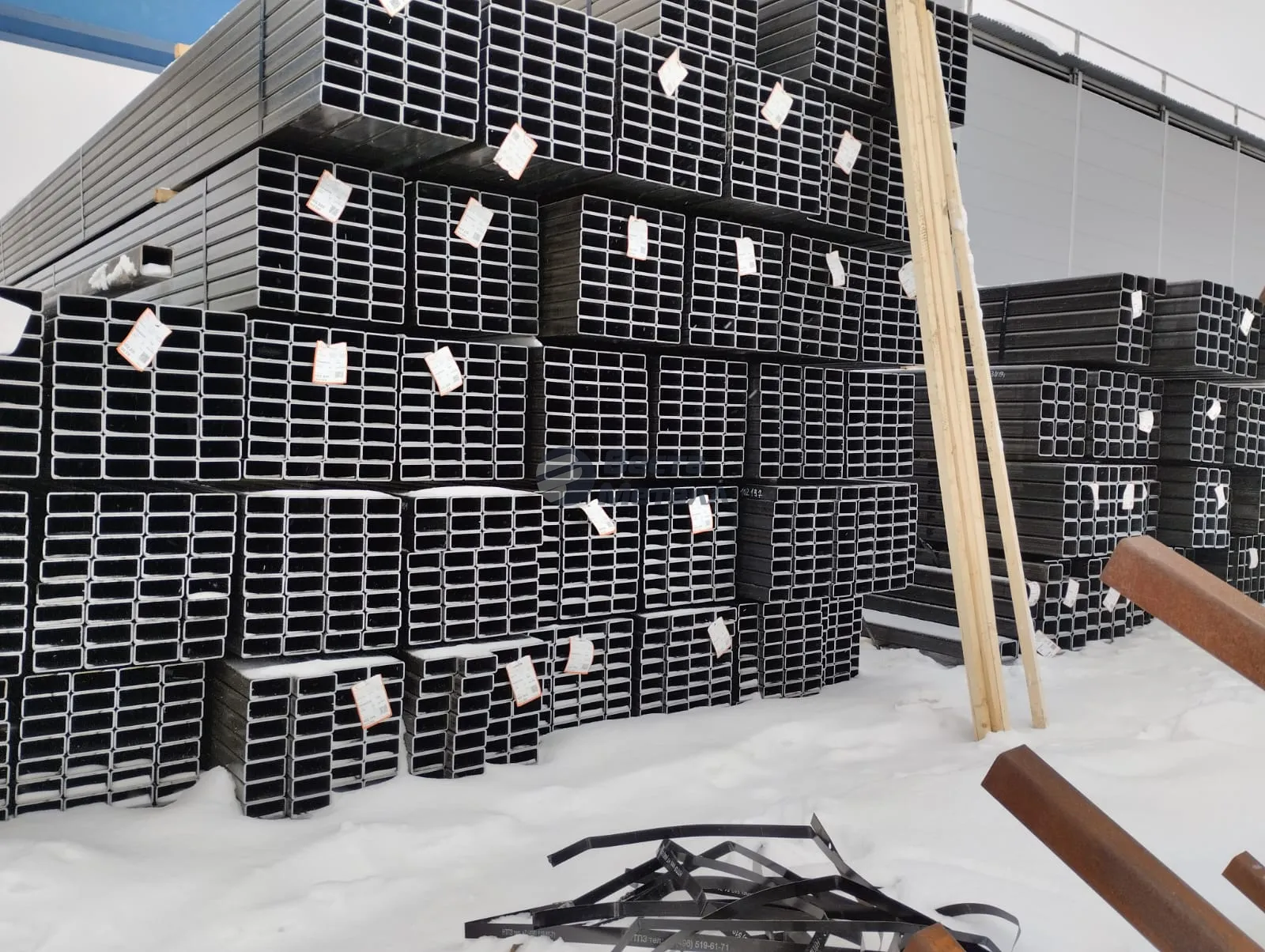 Труба профильная прямоугольная 30x20x2